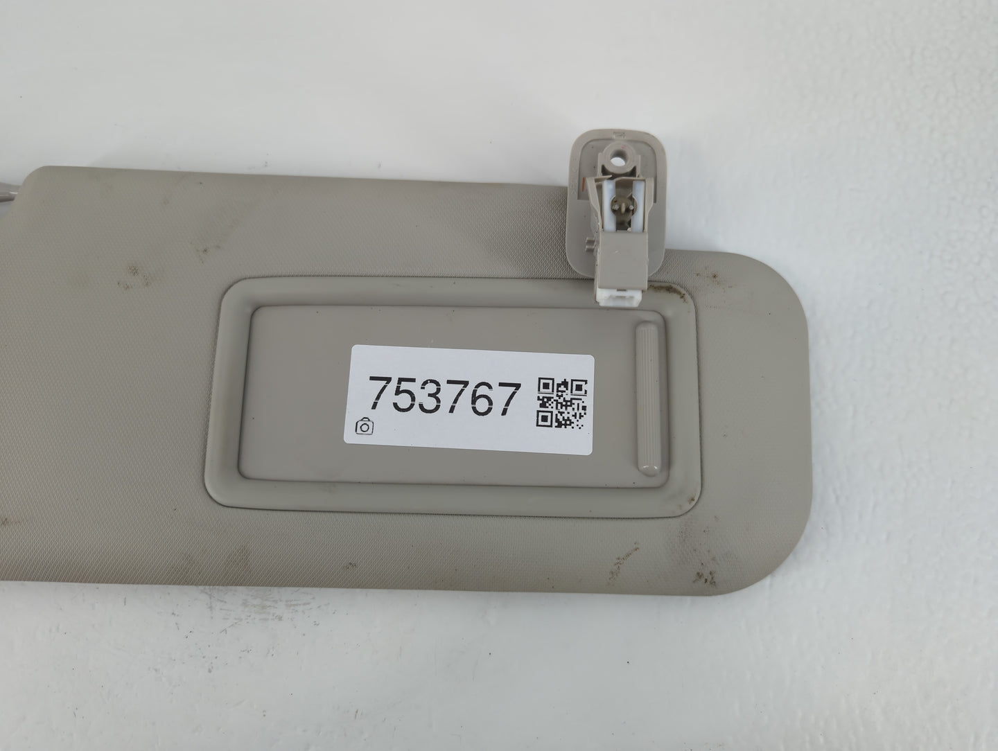 2014-2017 Mazda 6 Sun Visor Shade Replacement Passenger Right Mirror Fits Fits 2014 2015 2016 2017 2018 OEM Used Auto Parts - Oemusedautoparts1.com