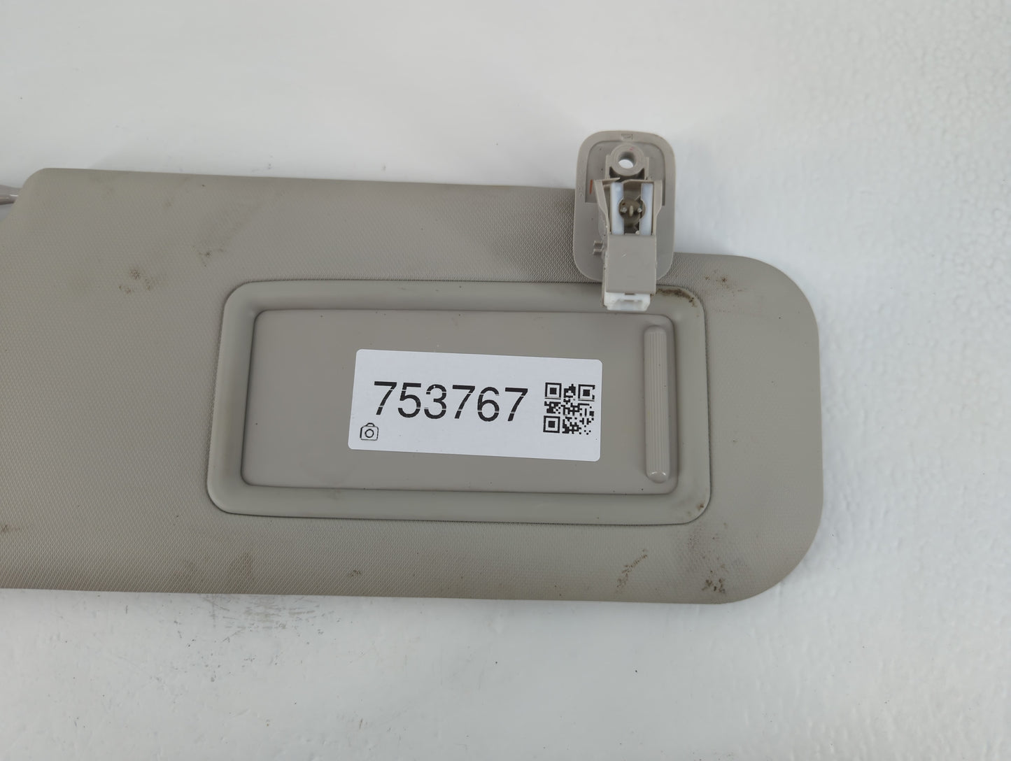 2014-2017 Mazda 6 Sun Visor Shade Replacement Passenger Right Mirror Fits Fits 2014 2015 2016 2017 2018 OEM Used Auto Parts - Oemusedautoparts1.com