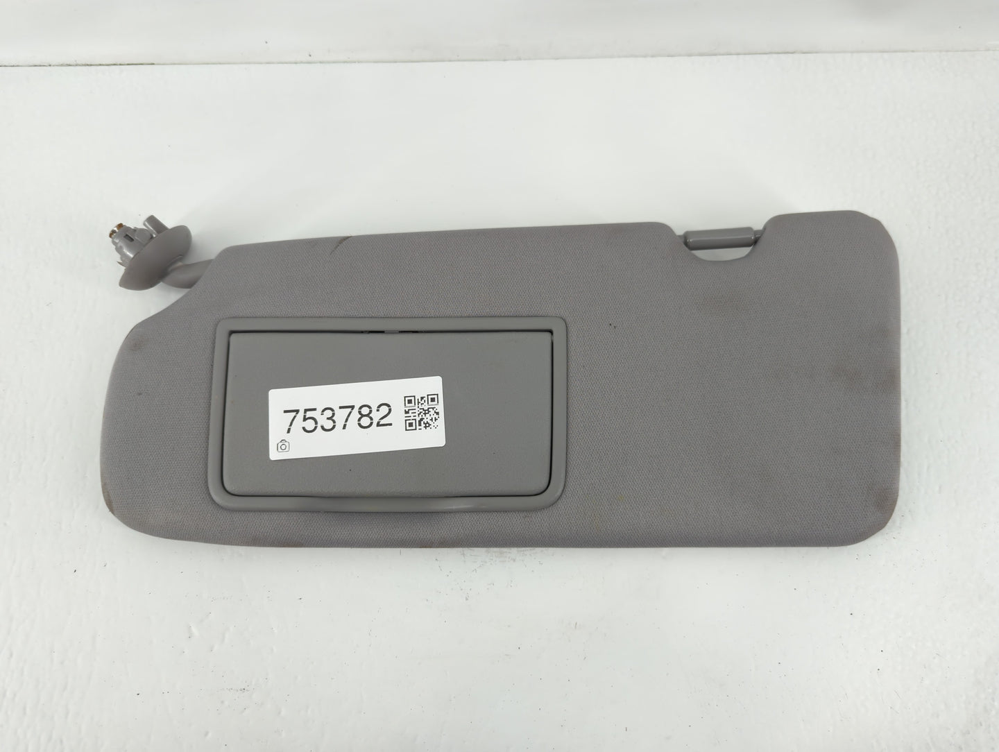 2017-2019 Honda Cr-V Sun Visor Shade Replacement Passenger Right Mirror Fits Fits 2017 2018 2019 OEM Used Auto Parts - Oemusedautoparts1.com