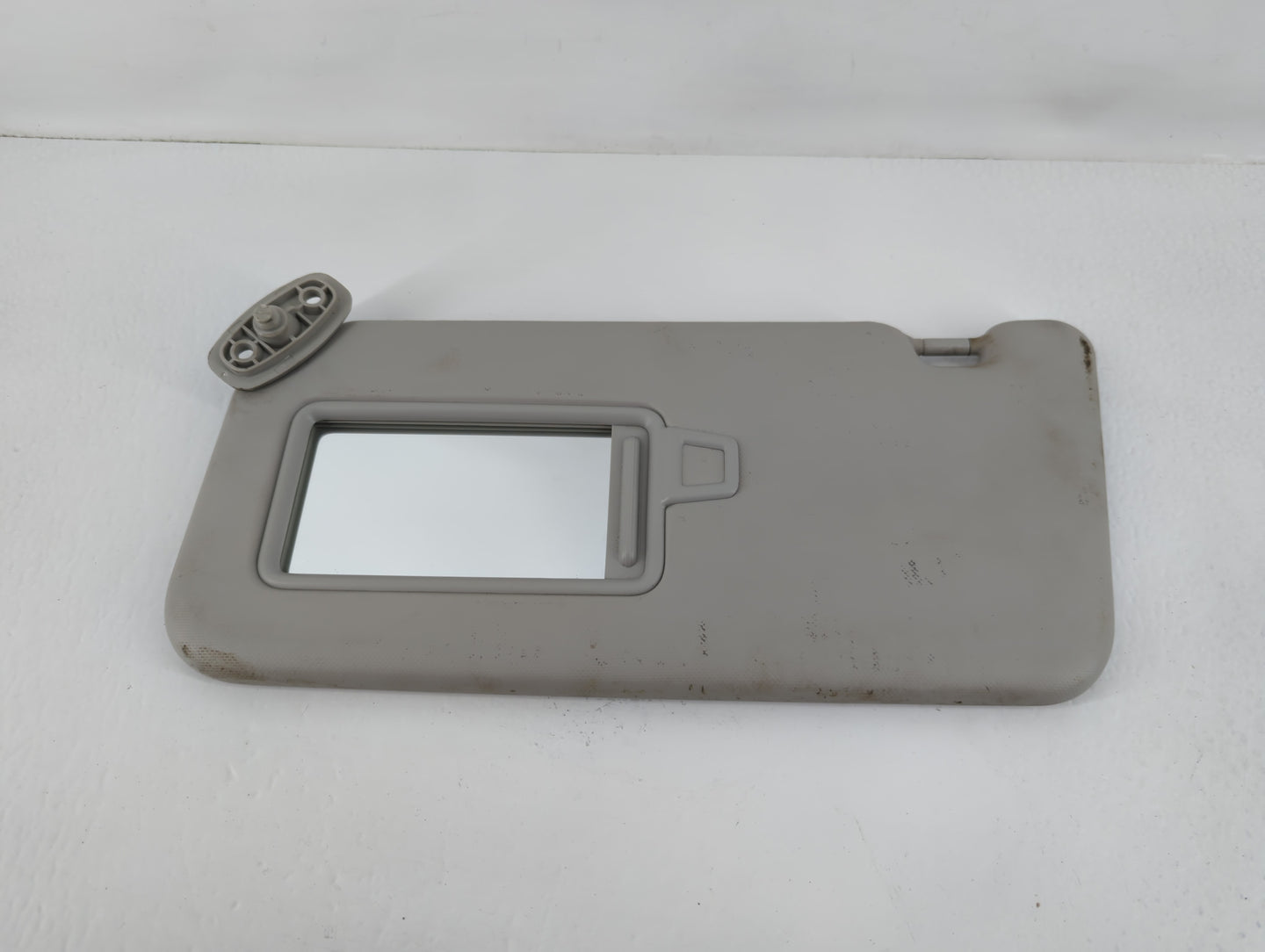 2020-2021 Kia Soul Sun Visor Shade Replacement Driver Left Mirror Fits Fits 2020 2021 OEM Used Auto Parts - Oemusedautoparts1.com