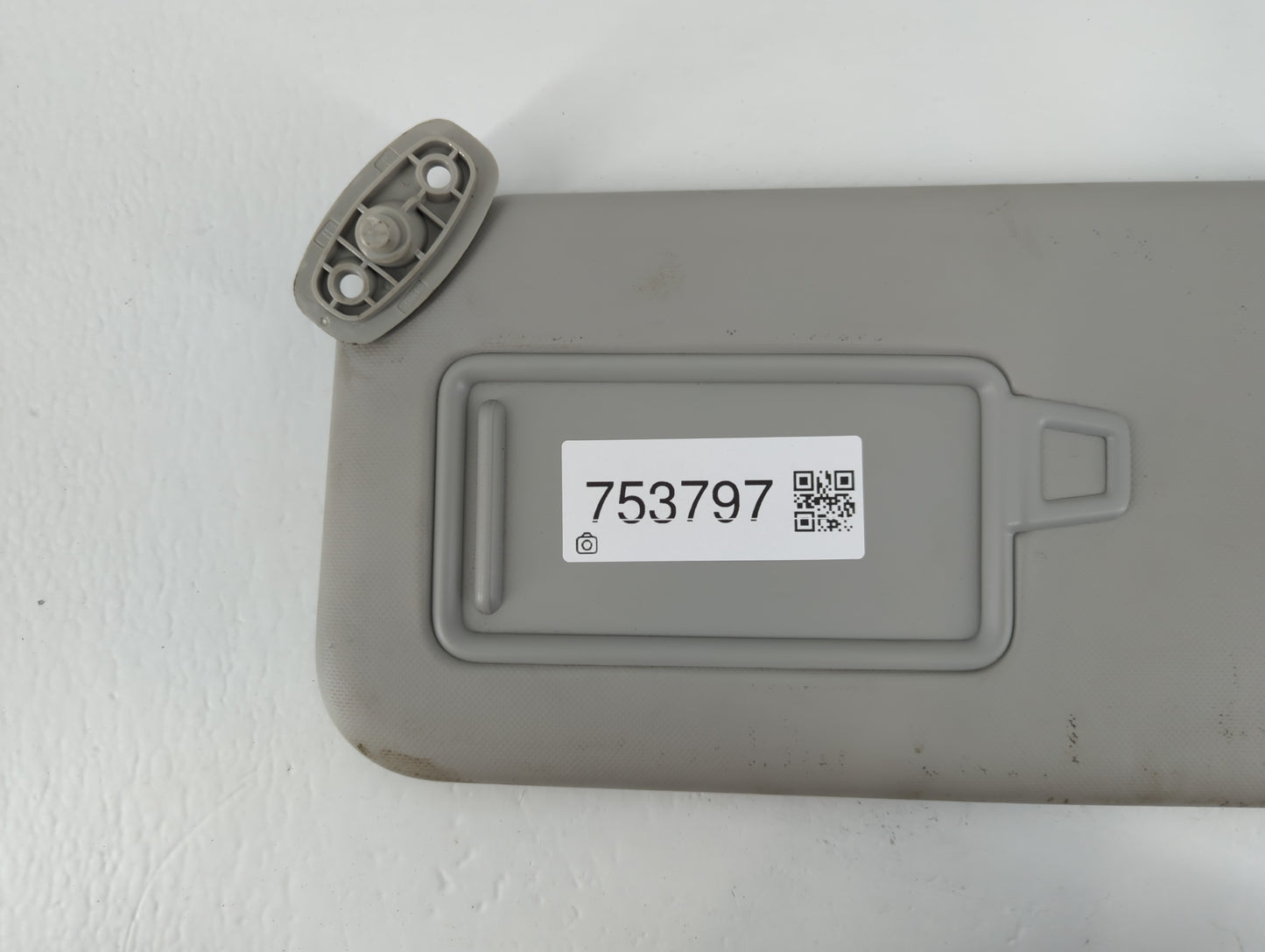 2020-2021 Kia Soul Sun Visor Shade Replacement Driver Left Mirror Fits Fits 2020 2021 OEM Used Auto Parts - Oemusedautoparts1.com