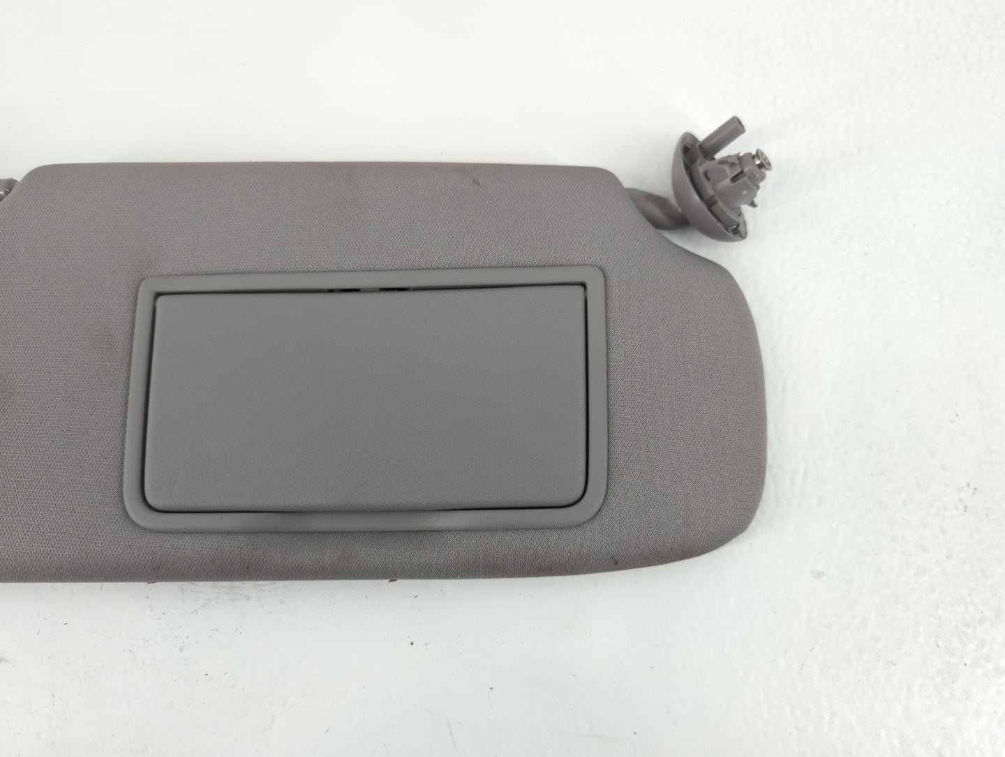 2017-2019 Honda Cr-V Sun Visor Shade Replacement Passenger Right Mirror Fits Fits 2017 2018 2019 OEM Used Auto Parts - Oemusedautoparts1.com