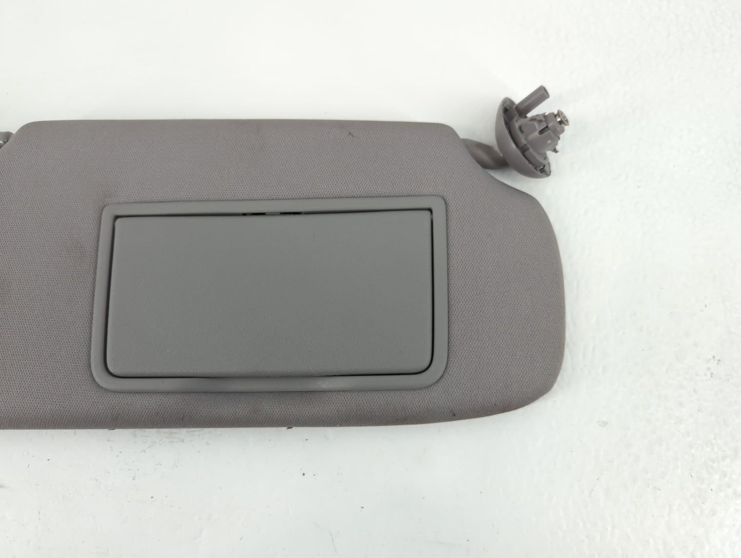 2017-2019 Honda Cr-V Sun Visor Shade Replacement Passenger Right Mirror Fits Fits 2017 2018 2019 OEM Used Auto Parts - Oemusedautoparts1.com