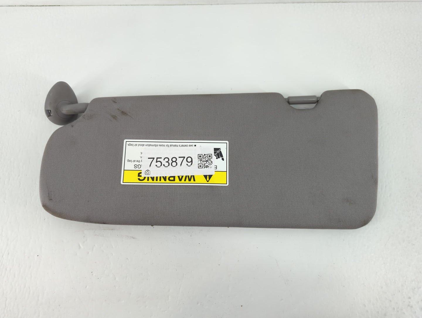 2017-2019 Honda Cr-V Sun Visor Shade Replacement Passenger Right Mirror Fits Fits 2017 2018 2019 OEM Used Auto Parts - Oemusedautoparts1.com