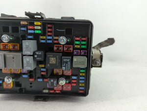 2020 Chevrolet Silverado 2500 Fusebox Fuse Box Panel Relay Module P/N:PE-MD25 Fits Fits 2019 2021 2022 OEM Used Auto Parts