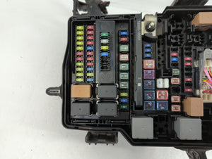 2020-2022 Kia Telluride Fusebox Fuse Box Panel Relay Module P/N:91956-S9040 Fits Fits 2020 2021 2022 OEM Used Auto Parts