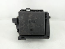 2020-2022 Chevrolet Traverse Fusebox Fuse Box Panel Relay Module P/N:7171-4521-30 Fits Fits 2019 2020 2021 2022 OEM Used Auto Parts