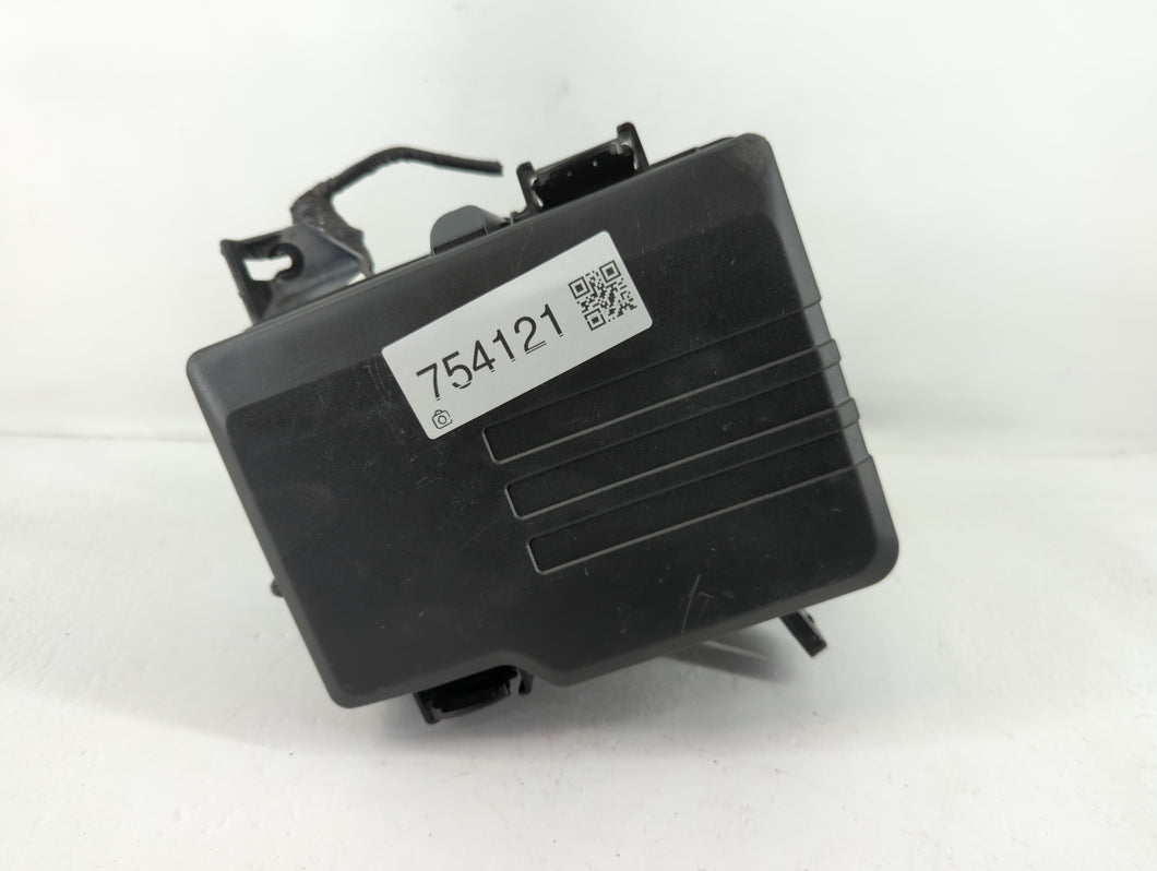 2020-2022 Hyundai Palisade Fusebox Fuse Box Panel Relay Module P/N:91956-S8021 Fits Fits 2020 2021 2022 OEM Used Auto Parts