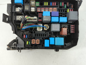 2014-2019 Toyota Corolla Fusebox Fuse Box Panel Relay Module P/N:PP-TD10 Fits Fits 2014 2015 2016 2017 2018 2019 OEM Used Auto Parts