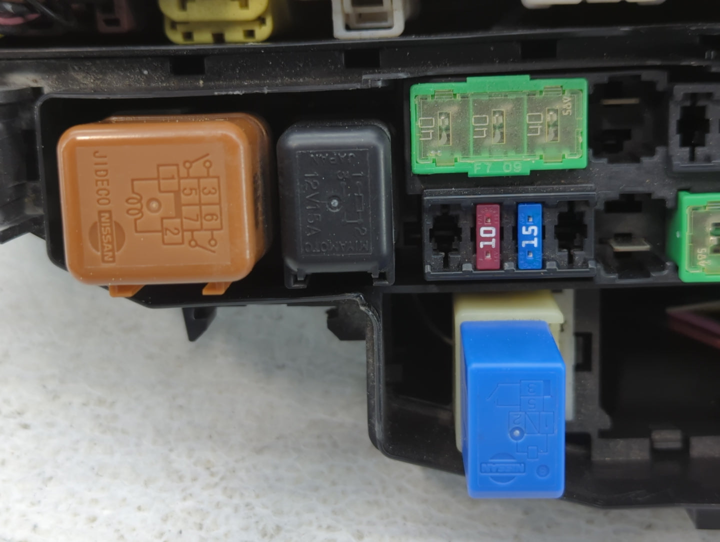 2015 Nissan Altima Fusebox Fuse Box Panel Relay Module P/N:3492 Fits OEM Used Auto Parts - Oemusedautoparts1.com