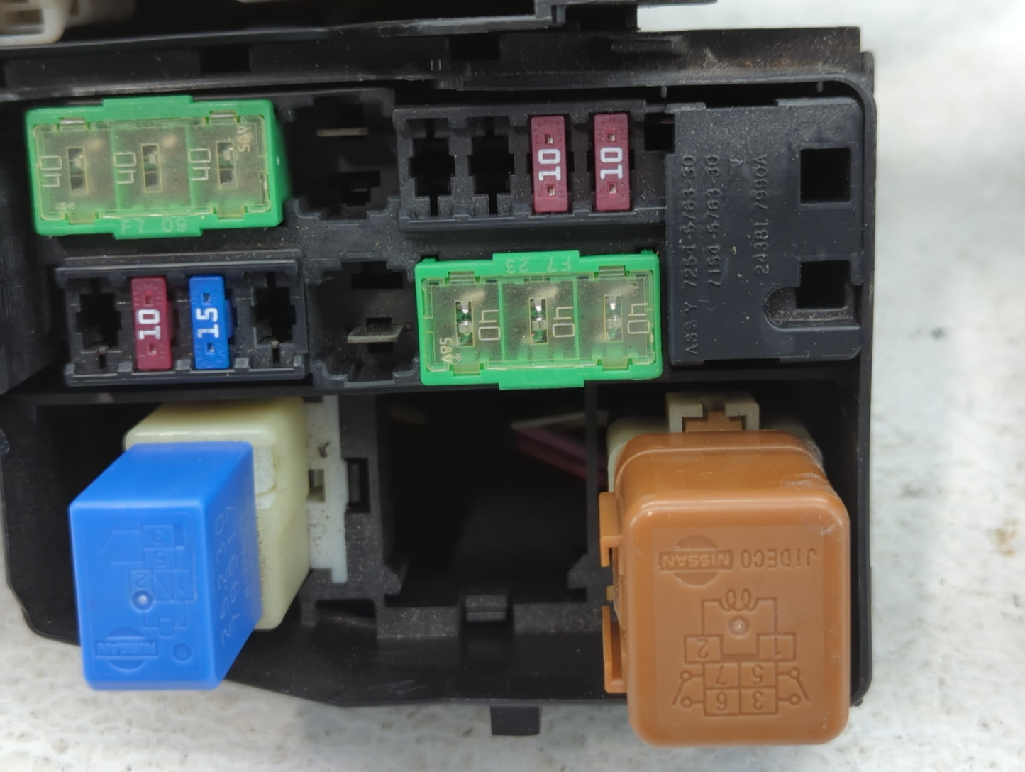 2015 Nissan Altima Fusebox Fuse Box Panel Relay Module P/N:3492 Fits OEM Used Auto Parts - Oemusedautoparts1.com