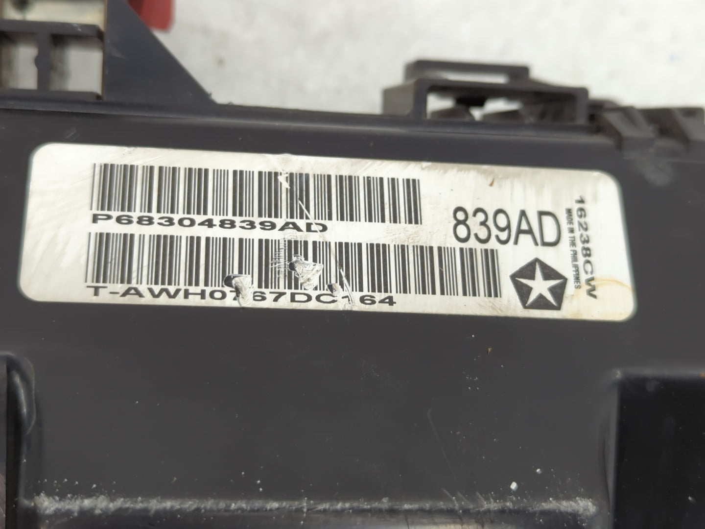 2017 Dodge Charger Fusebox Fuse Box Panel Relay Module P/N:P68304839AD Fits OEM Used Auto Parts - Oemusedautoparts1.com