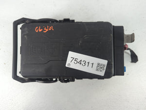 2018-2019 Buick Lacrosse Fusebox Fuse Box Panel Relay Module P/N:26240168-02 Fits Fits 2018 2019 OEM Used Auto Parts