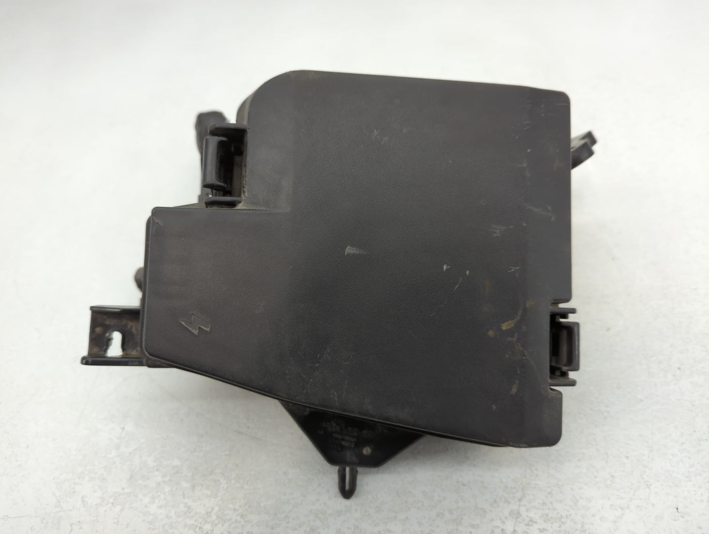 2021 Kia K5 Fusebox Fuse Box Panel Relay Module P/N:919B5-L0110 Fits OEM Used Auto Parts - Oemusedautoparts1.com