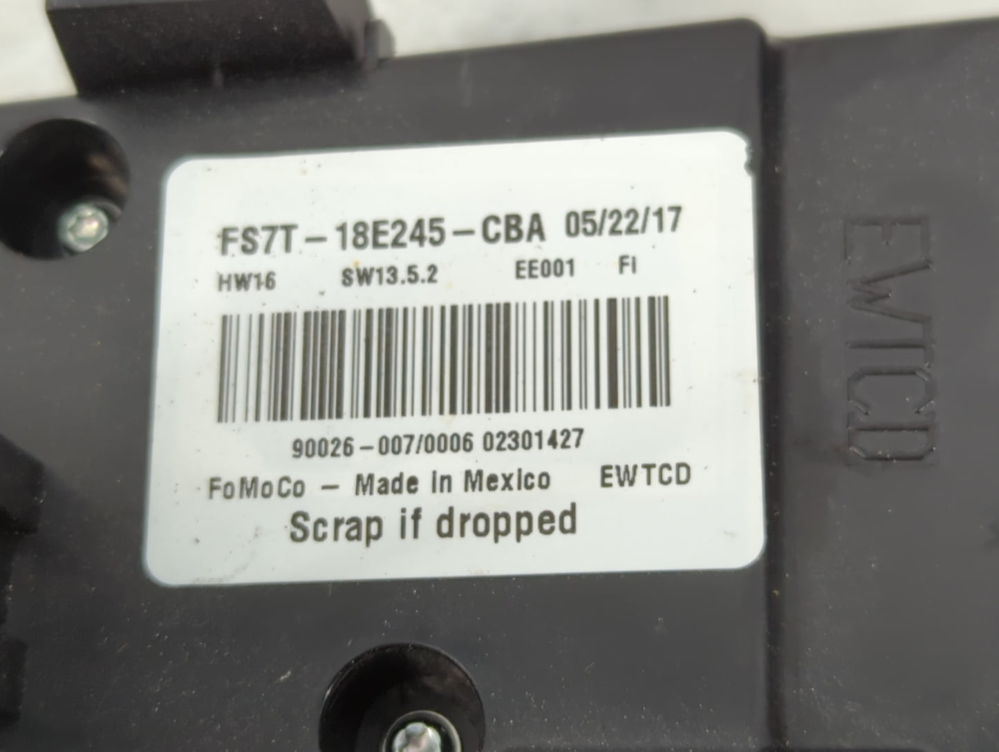 2015 Ford Fusion Radio AM FM Cd Player Receiver Replacement P/N:FS7T-18E245-CBA Fits OEM Used Auto Parts - Oemusedautoparts1.com
