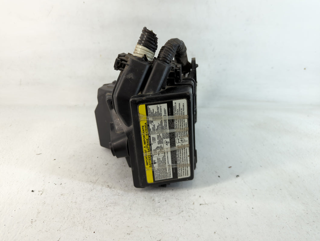 2014-2019 Nissan Versa Note Fusebox Fuse Box Panel Relay Module P/N:284B8 1HA0C Fits Fits 2013 2014 2015 2016 2017 2018 2019 OEM Used Auto Parts