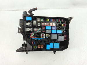 2014-2019 Toyota Corolla Fusebox Fuse Box Panel Relay Module P/N:82662-02660 Fits Fits 2014 2015 2016 2017 2018 2019 OEM Used Auto Parts