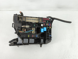 2009-2014 Toyota Matrix Fusebox Fuse Box Panel Relay Module P/N:82662-02270 Fits Fits 2009 2010 2011 2012 2013 2014 OEM Used Auto Parts