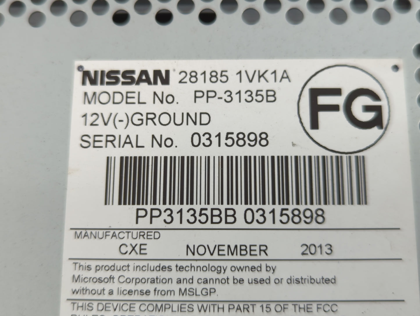 2011-2015 Nissan Rogue Radio AM FM Cd Player Receiver Replacement P/N:28185 1VK1A Fits Fits 2011 2012 2013 2014 2015 OEM Used Auto Parts - Oemusedautoparts1.com