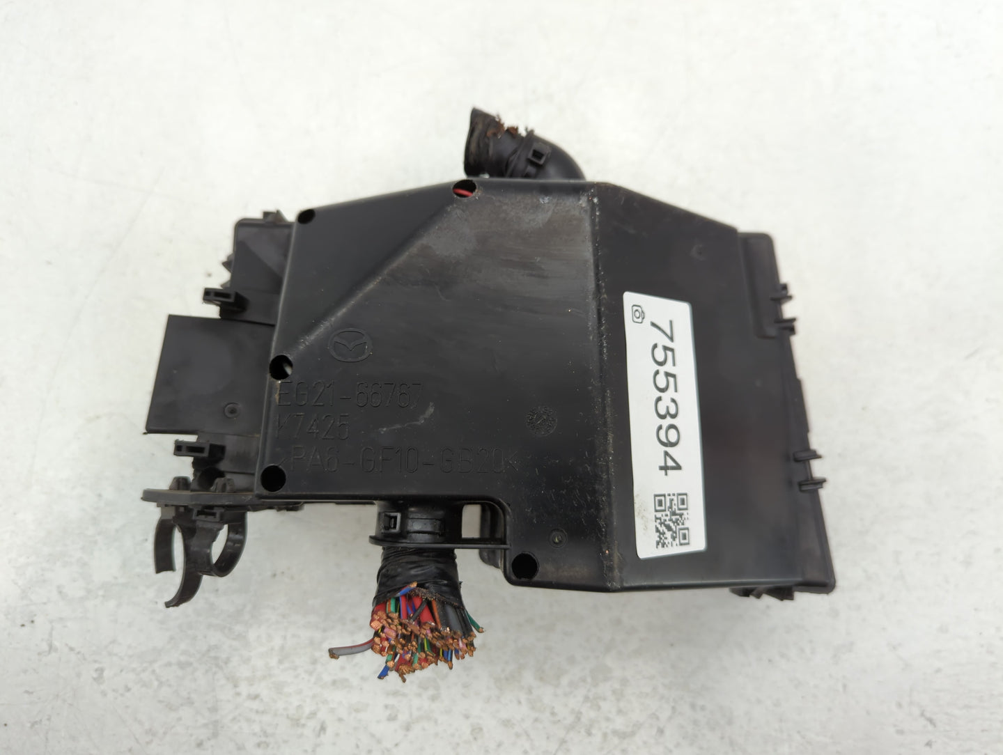 2010-2012 Mazda Cx-7 Fusebox Fuse Box Panel Relay Module P/N:PA6-GF10-GB20 EG21-66767 Fits Fits 2010 2011 2012 OEM Used Auto Parts - Oemusedautoparts1.com