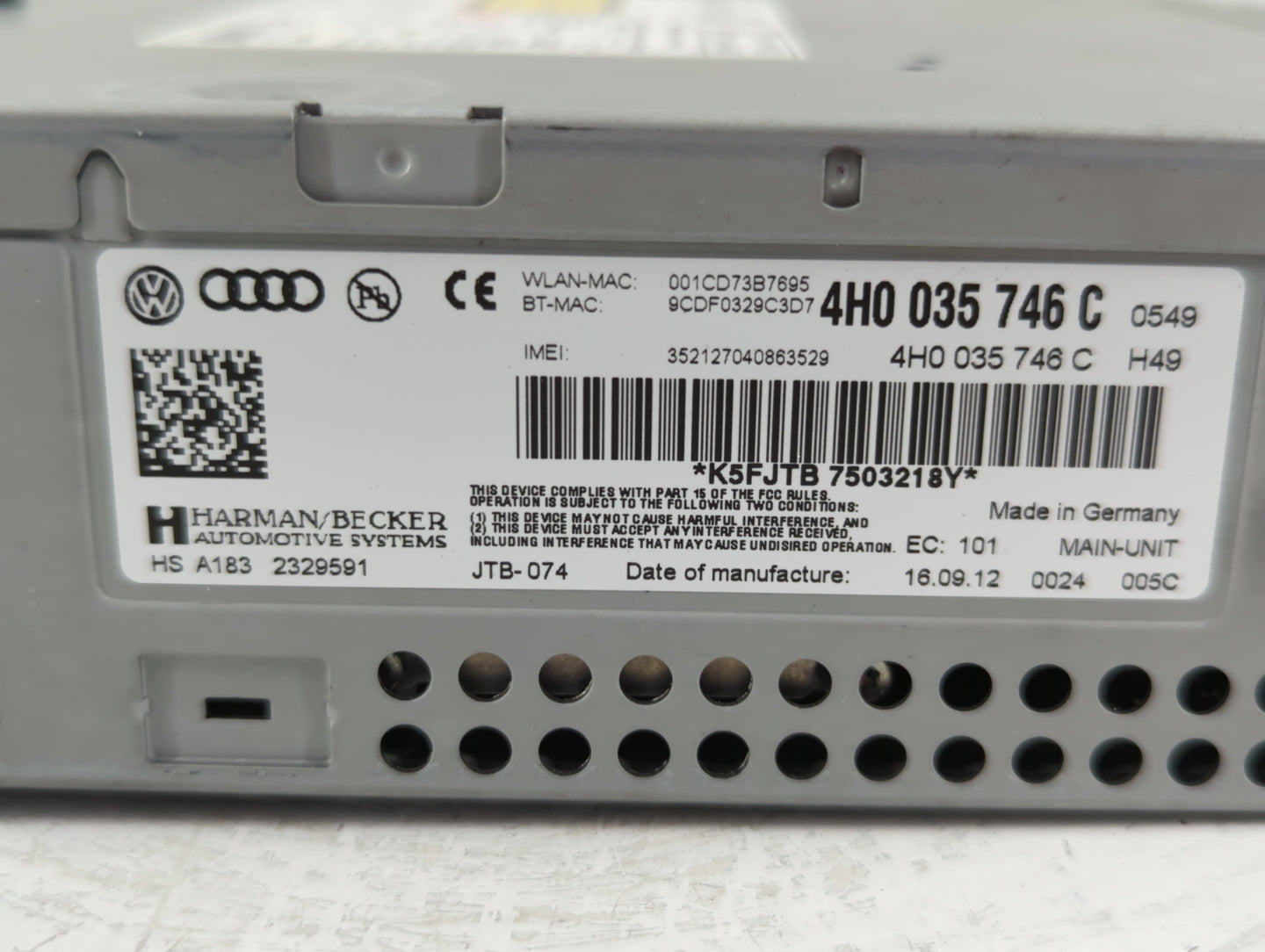 2011-2016 Audi A8 Radio AM FM Cd Player Receiver Replacement P/N:4H0 035 746 C Fits Fits 2011 2012 2013 2014 2015 2016 OEM Used Auto Parts - Oemusedautoparts1.com