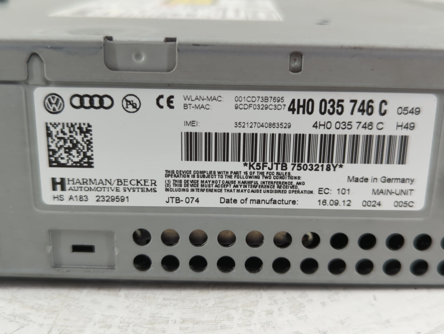 2011-2016 Audi A8 Radio AM FM Cd Player Receiver Replacement P/N:4H0 035 746 C Fits Fits 2011 2012 2013 2014 2015 2016 OEM Used Auto Parts - Oemusedautoparts1.com