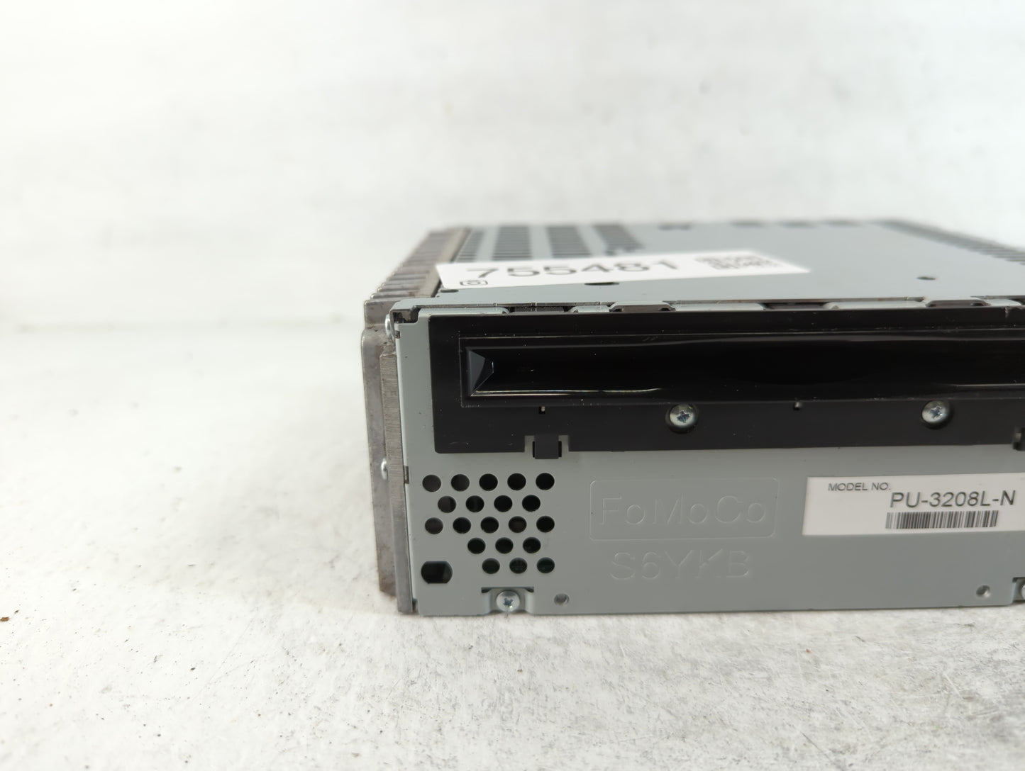 2011 Ford Edge Radio AM FM Cd Player Receiver Replacement P/N:BT4T-19C107-BN BT4T-19C107-FB Fits OEM Used Auto Parts - Oemusedautoparts1.com