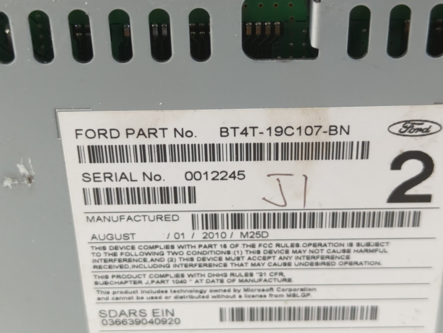 2011 Ford Edge Radio AM FM Cd Player Receiver Replacement P/N:BT4T-19C107-BN BT4T-19C107-FB Fits OEM Used Auto Parts - Oemusedautoparts1.com