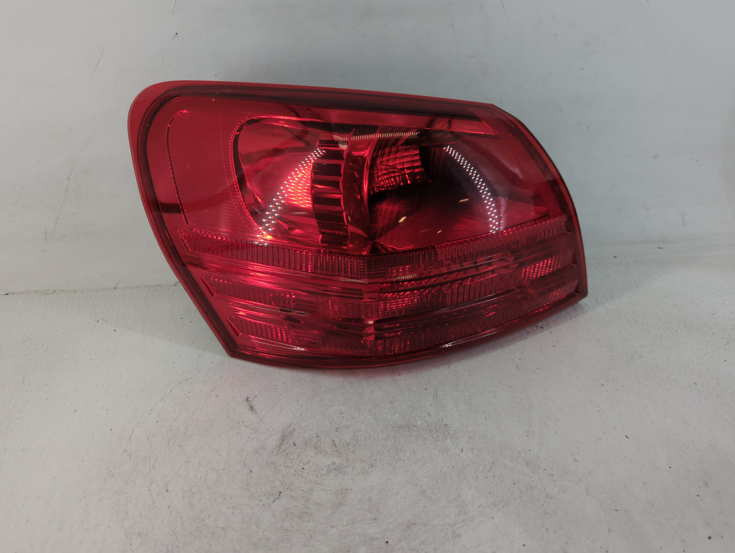 2008-2015 Nissan Rogue Tail Light Assembly Driver Left OEM Fits Fits 2008 2009 2010 2011 2012 2013 2014 2015 OEM Used Auto Parts - Oemusedautoparts1.com