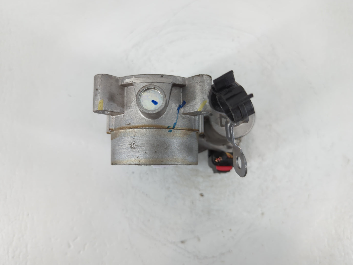 2017-2022 Jeep Compass Throttle Body P/N:04891970AD Fits Fits 2014 2015 2016 2017 2018 2019 2020 2021 2022 OEM Used Auto Parts - Oemusedautoparts1.com