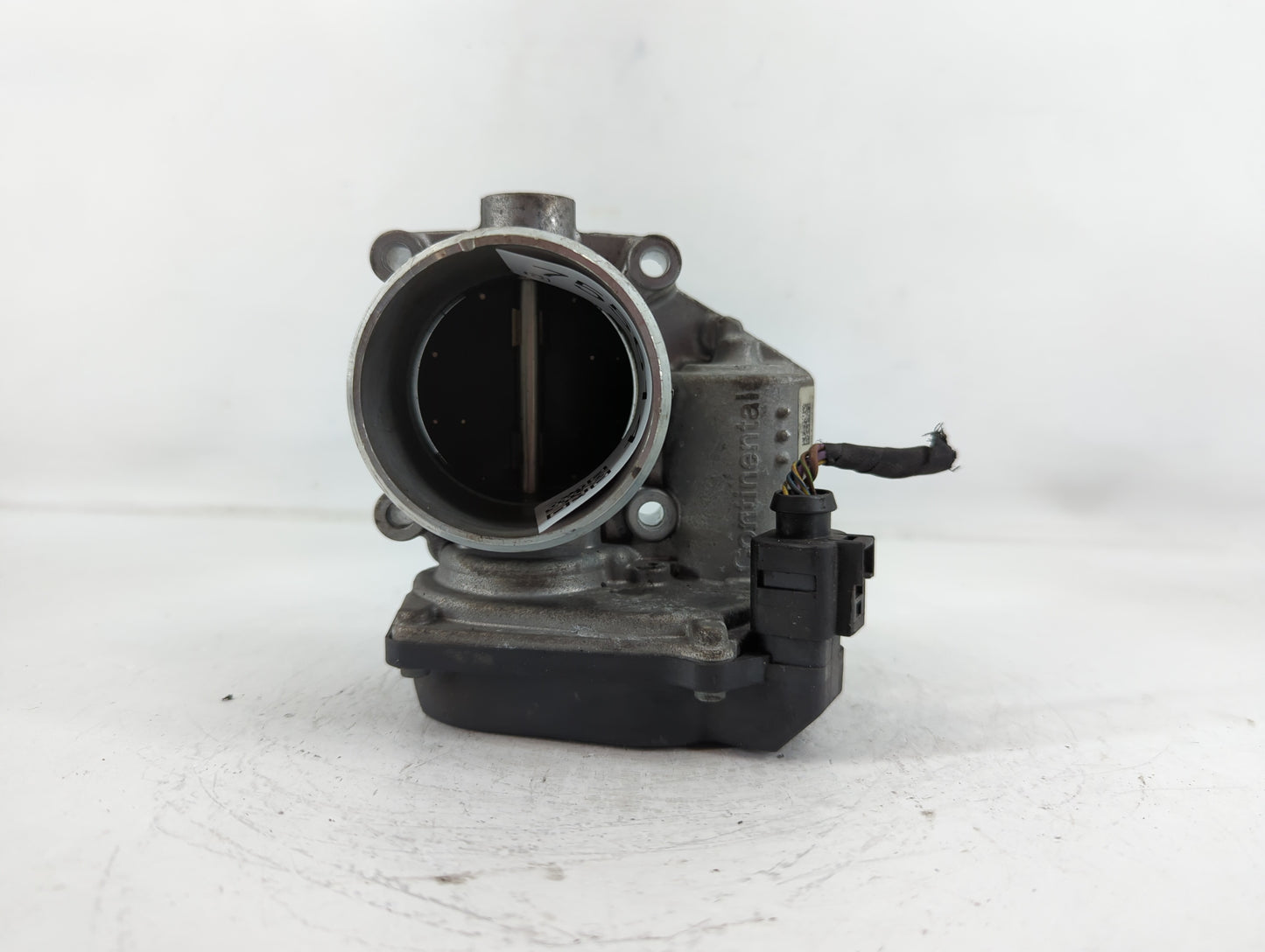 2007-2016 Volkswagen Eos Throttle Body P/N:06F 133 062 Q Fits OEM Used Auto Parts - Oemusedautoparts1.com