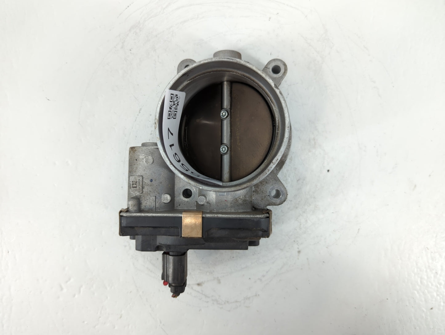 2015-2022 Chevrolet Tahoe Throttle Body P/N:12678224 Fits Fits 2014 2015 2016 2017 2018 2019 2020 2021 2022 OEM Used Auto Parts - Oemusedautoparts1.com