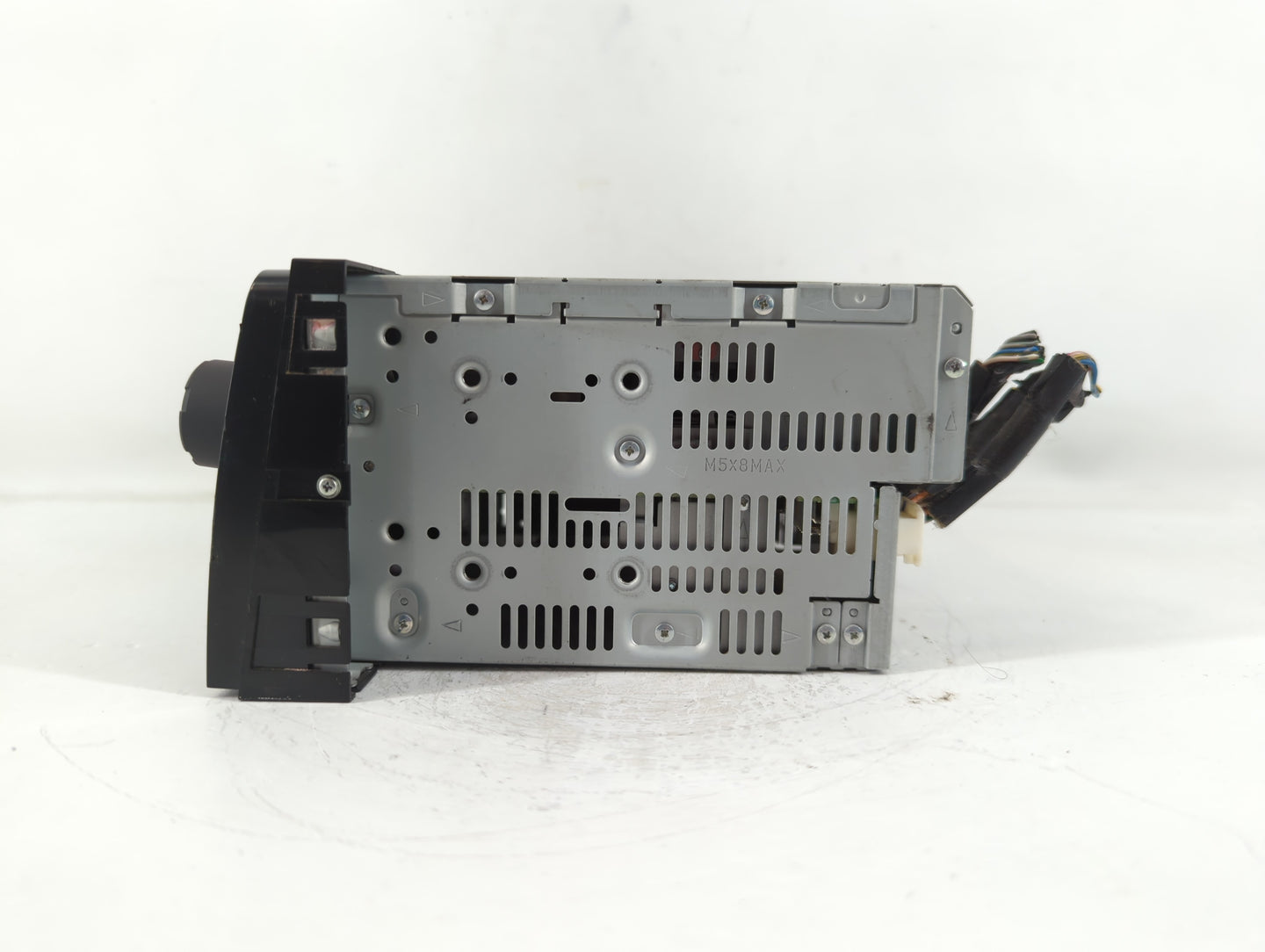 2006-2009 Toyota 4runner Radio AM FM Cd Player Receiver Replacement P/N:86120-35340 Fits Fits 2006 2007 2008 2009 OEM Used Auto Parts - Oemusedautoparts1.com