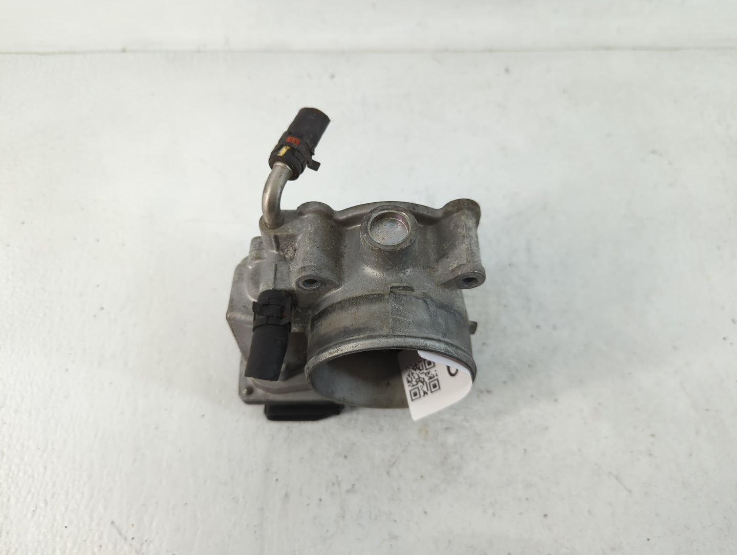 2006 Lexus Gs300 Throttle Body P/N:22030-31020 Fits Fits 2007 2008 2009 2010 2011 2012 2013 2014 2015 OEM Used Auto Parts - Oemusedautoparts1.com