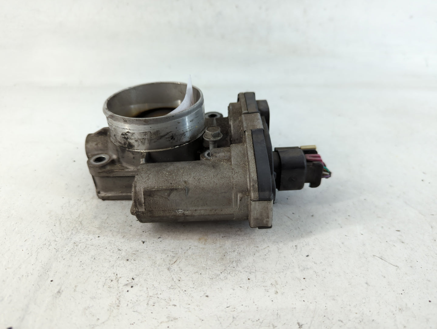 2008-2010 Pontiac G6 Throttle Body P/N:AA668AA617 Fits Fits 2007 2008 2009 2010 2011 2012 OEM Used Auto Parts - Oemusedautoparts1.com