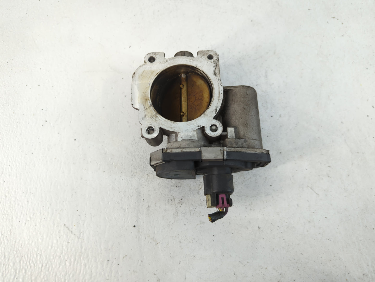 2008-2010 Pontiac G6 Throttle Body P/N:AA668AA617 Fits Fits 2007 2008 2009 2010 2011 2012 OEM Used Auto Parts - Oemusedautoparts1.com