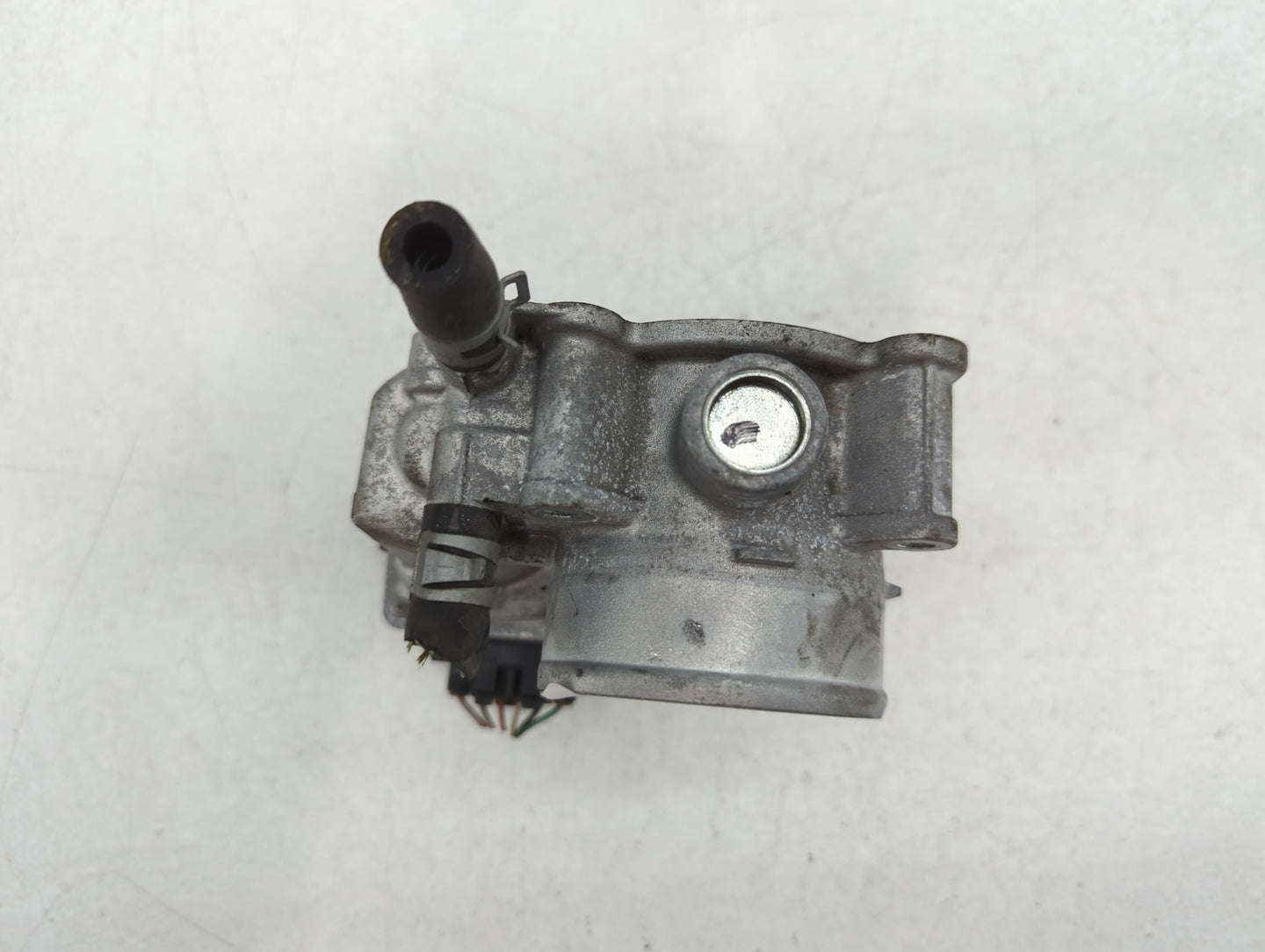 2013-2019 Nissan Sentra Throttle Body P/N:3RA60-01 E Fits Fits 2013 2014 2015 2016 2017 2018 2019 OEM Used Auto Parts - Oemusedautoparts1.com