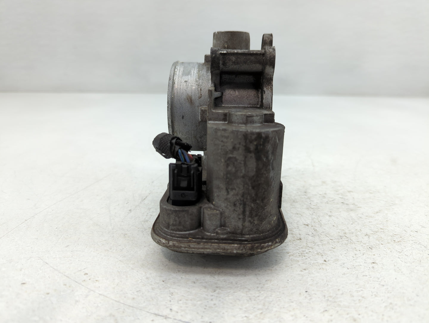 2007-2017 Jeep Patriot Throttle Body P/N:5429090 Fits Fits 2007 2008 2009 2010 2011 2012 2013 2014 2015 2016 2017 2018 OEM Used Auto Parts - Oemusedautoparts1.com