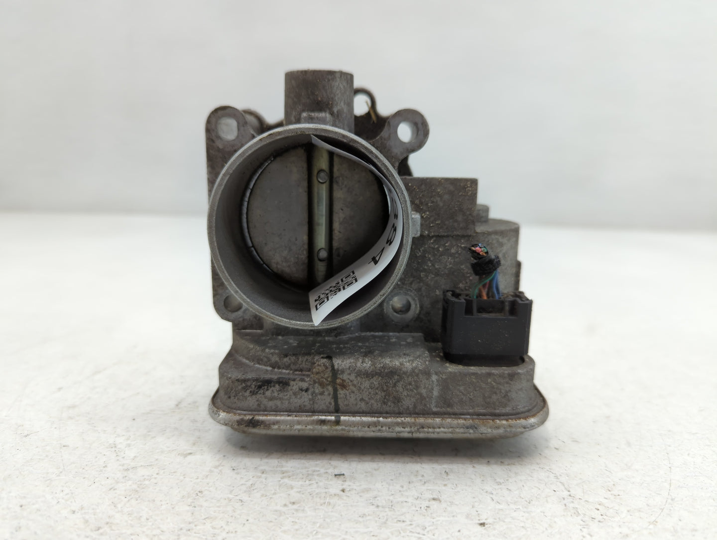 2017 Jeep Compass Throttle Body P/N:35AB 5429090 Fits Fits 2007 2008 2009 2010 2011 2012 2013 2014 2015 2016 2018 OEM Used Auto Parts - Oemusedautoparts1.com