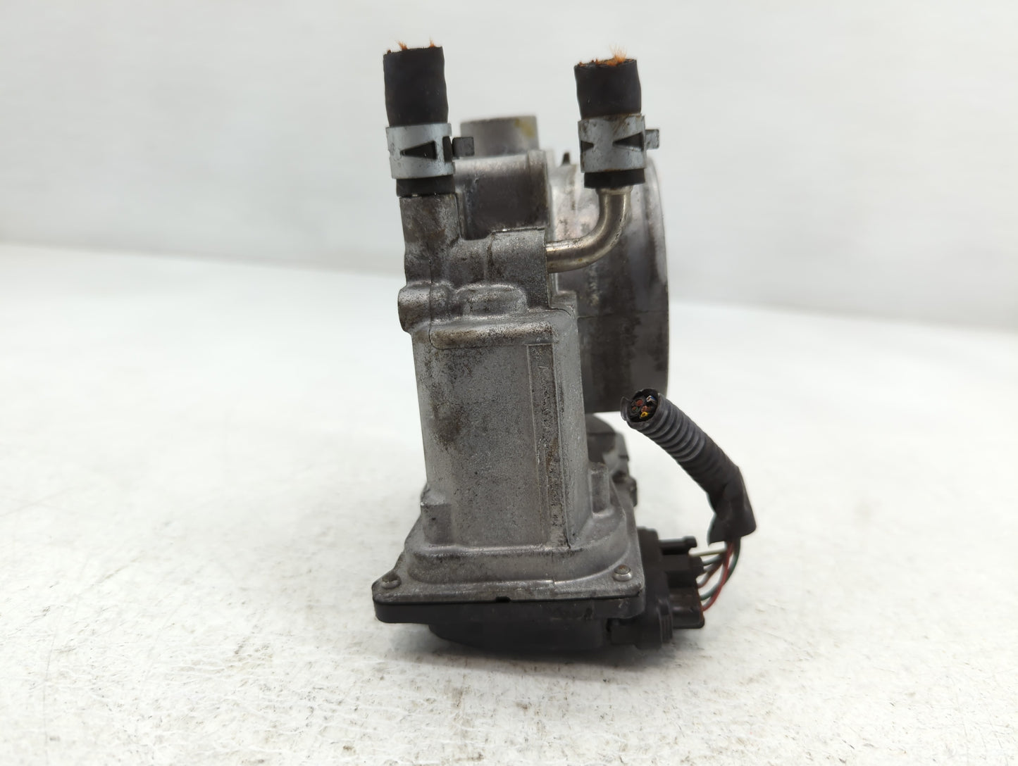 2007-2018 Lexus Es350 Throttle Body P/N:22030-31030 Fits OEM Used Auto Parts - Oemusedautoparts1.com