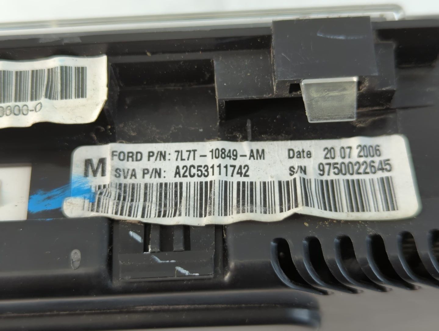 2007 Lincoln Navigator Instrument Cluster Speedometer Gauges P/N:A2C53111742 7L7T-10849-AM Fits OEM Used Auto Parts - Oemusedautoparts1.com