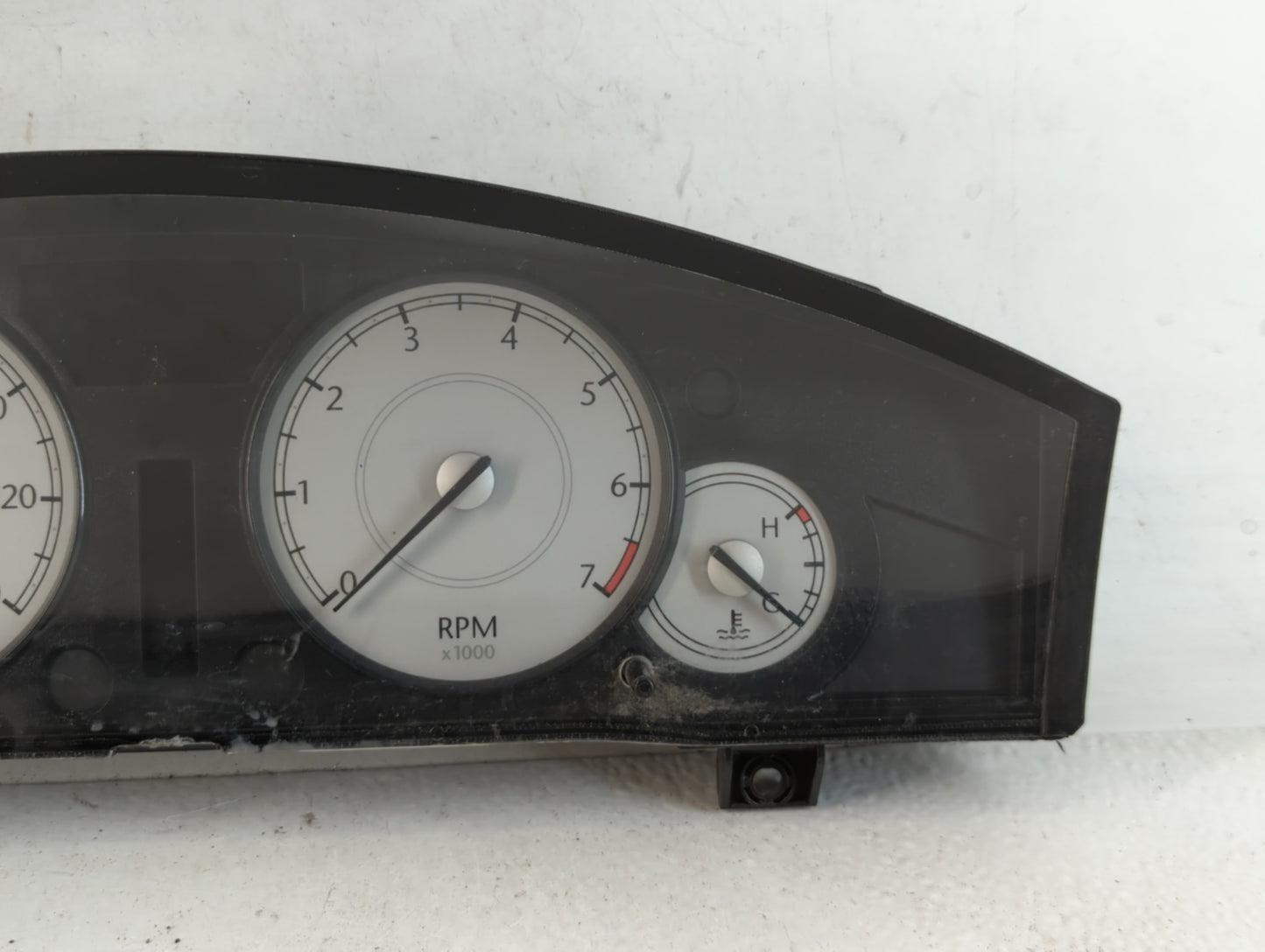 2007 Chrysler 300 Instrument Cluster Speedometer Gauges P/N:P05172056AE Fits OEM Used Auto Parts - Oemusedautoparts1.com