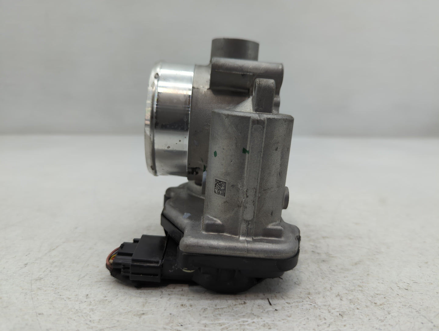 2022 Hyundai Tucson Throttle Body P/N:35100-2S000 Fits Fits 2020 2021 2023 OEM Used Auto Parts - Oemusedautoparts1.com