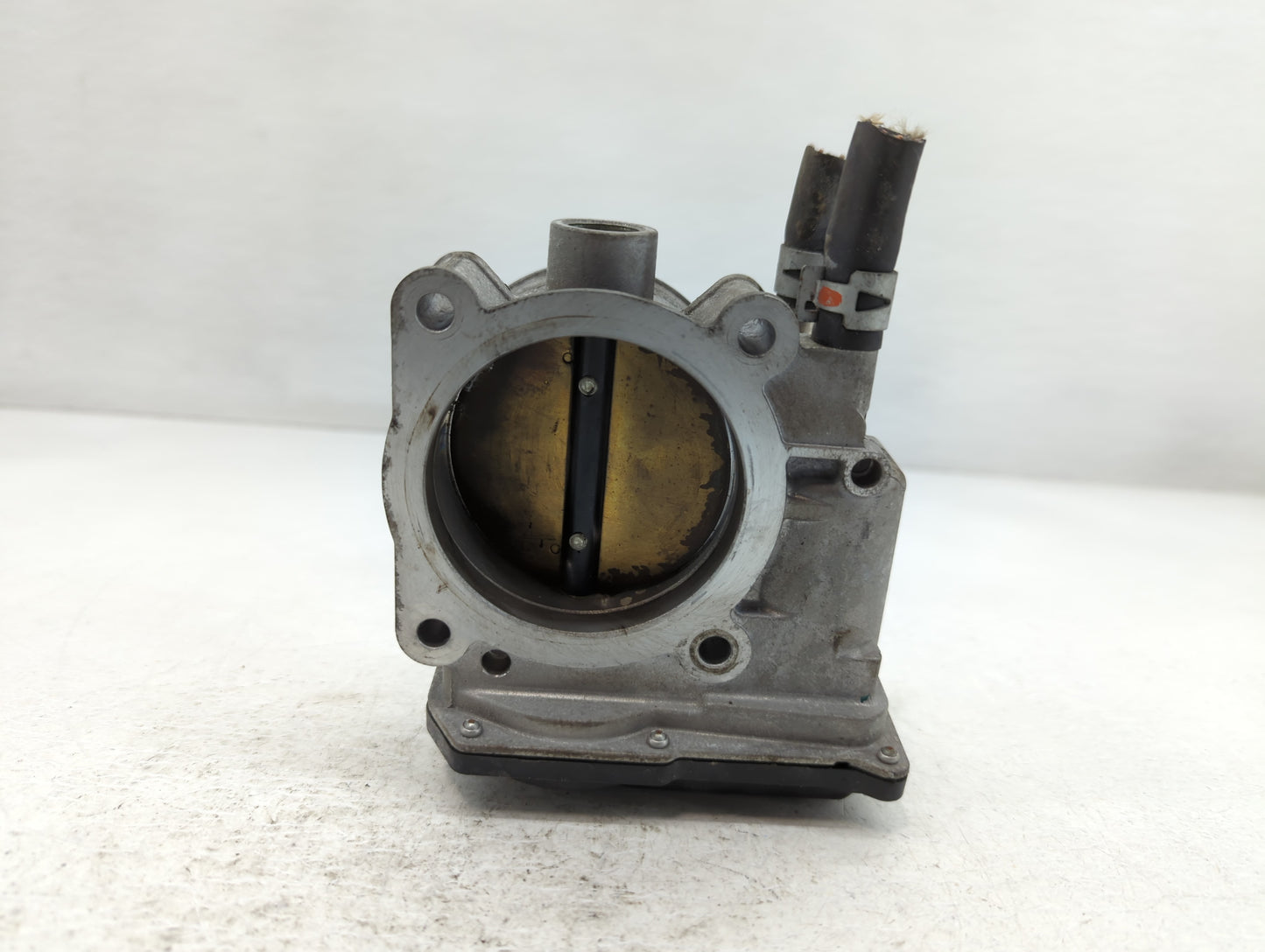 2007-2016 Toyota Sienna Throttle Body P/N:22030-0P050 Fits OEM Used Auto Parts - Oemusedautoparts1.com