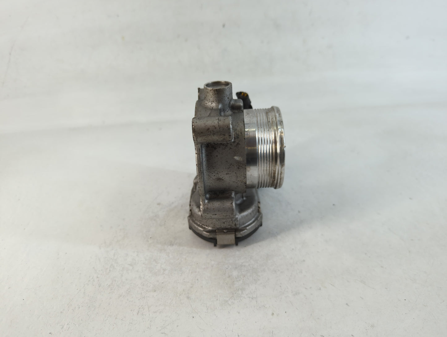 2017-2020 Lincoln Mkz Throttle Body P/N:DS7E-9F991-BB Fits Fits 2014 2015 2016 2017 2018 2019 2020 2021 2022 OEM Used Auto Parts - Oemusedautoparts1.com