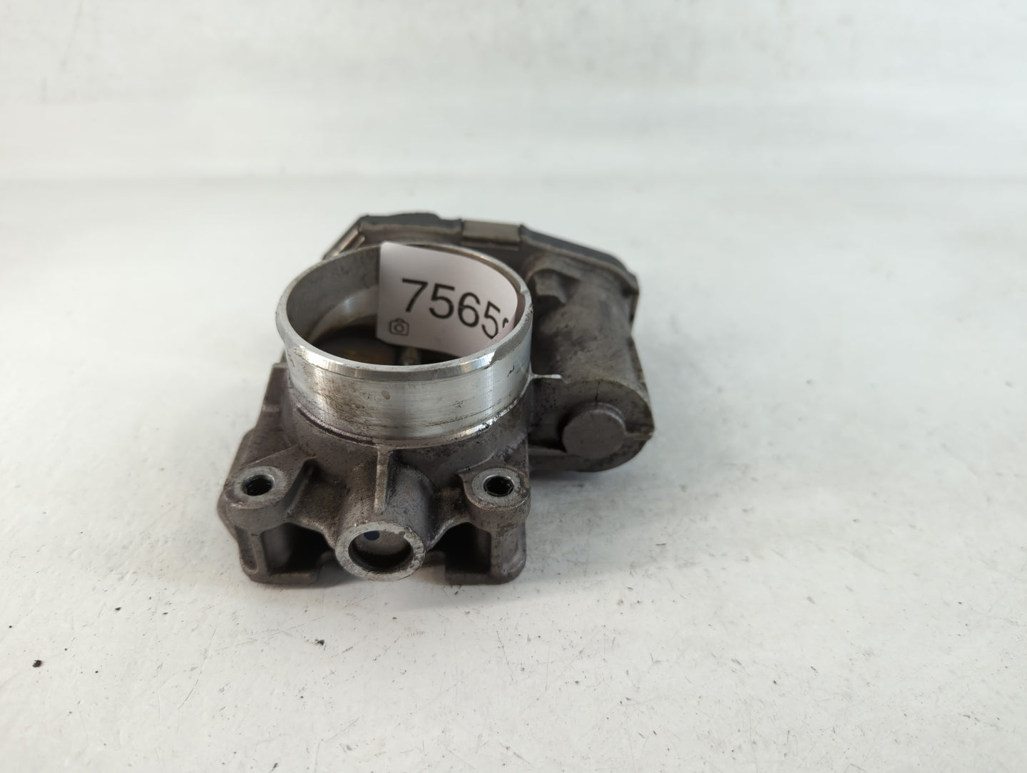 2008-2012 Chevrolet Malibu Throttle Body P/N:186AA2252C Fits Fits 2007 2008 2009 2010 2011 2012 OEM Used Auto Parts - Oemusedautoparts1.com