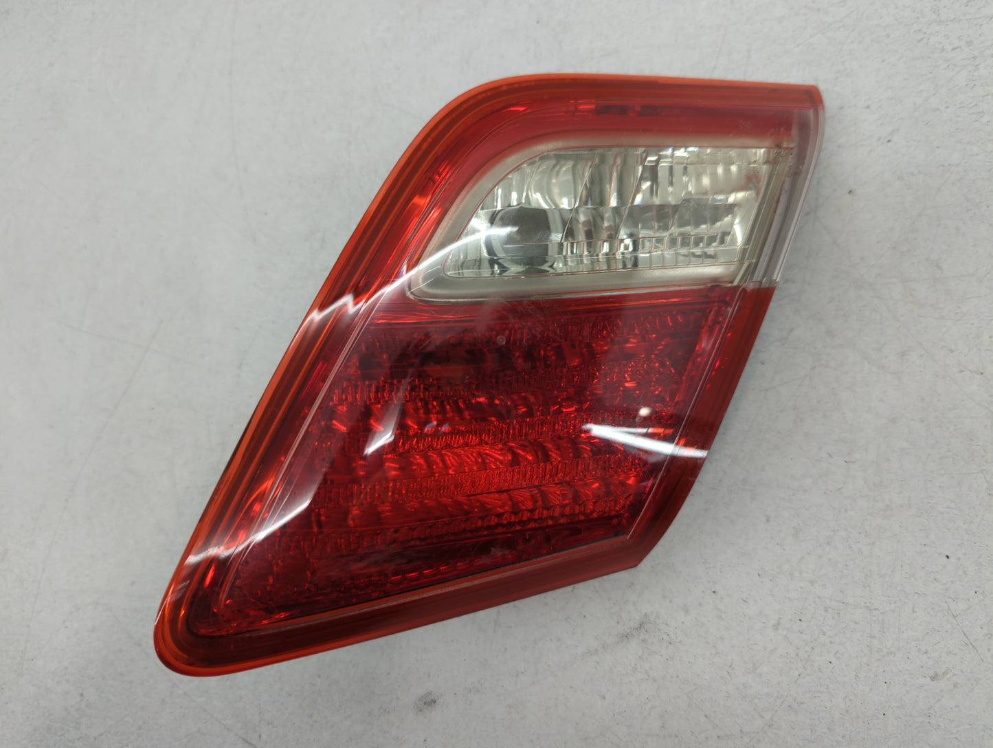2007-2009 Toyota Camry Tail Light Assembly Passenger Right OEM Fits Fits 2007 2008 2009 OEM Used Auto Parts - Oemusedautoparts1.com