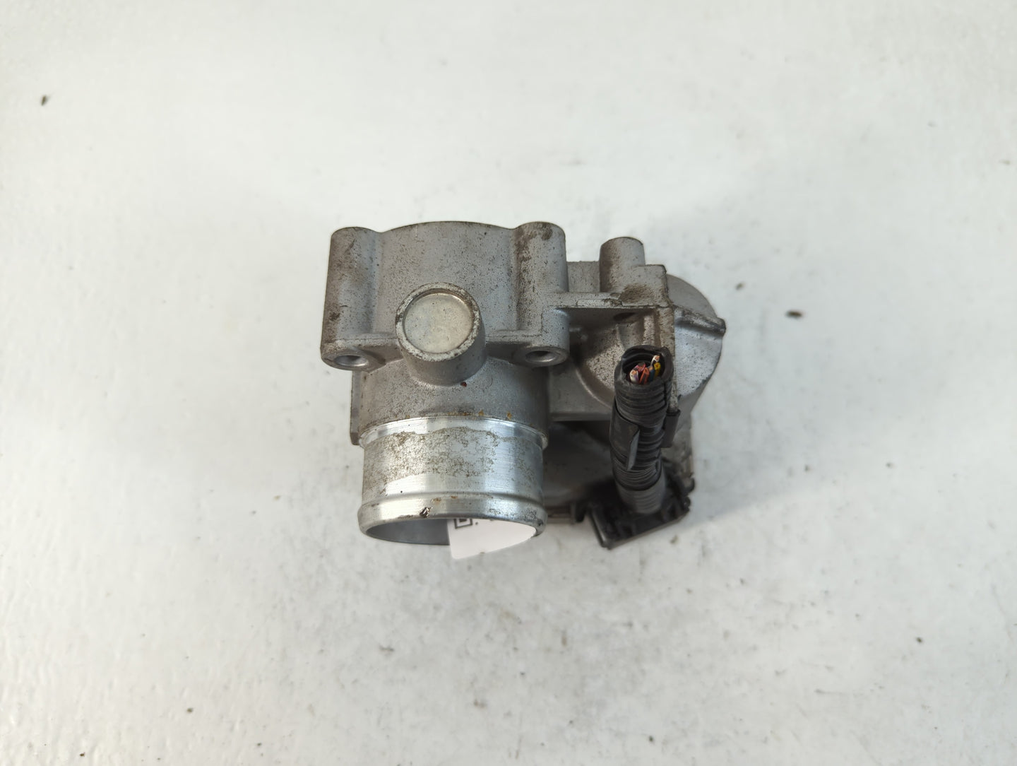 2013-2017 Fiat 500 Throttle Body P/N:0 280 750 568 Fits Fits 2013 2014 2015 2016 2017 OEM Used Auto Parts - Oemusedautoparts1.com