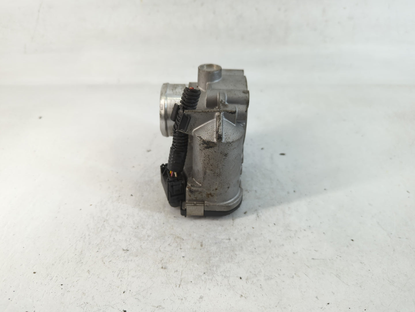 2013-2017 Fiat 500 Throttle Body P/N:0 280 750 568 Fits Fits 2013 2014 2015 2016 2017 OEM Used Auto Parts - Oemusedautoparts1.com