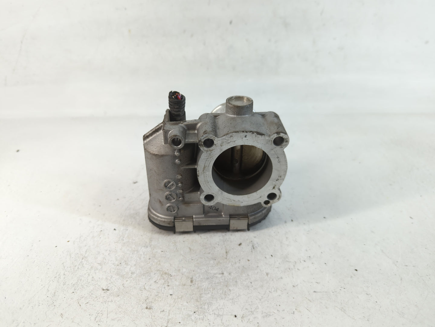 2013-2017 Fiat 500 Throttle Body P/N:0 280 750 568 Fits Fits 2013 2014 2015 2016 2017 OEM Used Auto Parts - Oemusedautoparts1.com